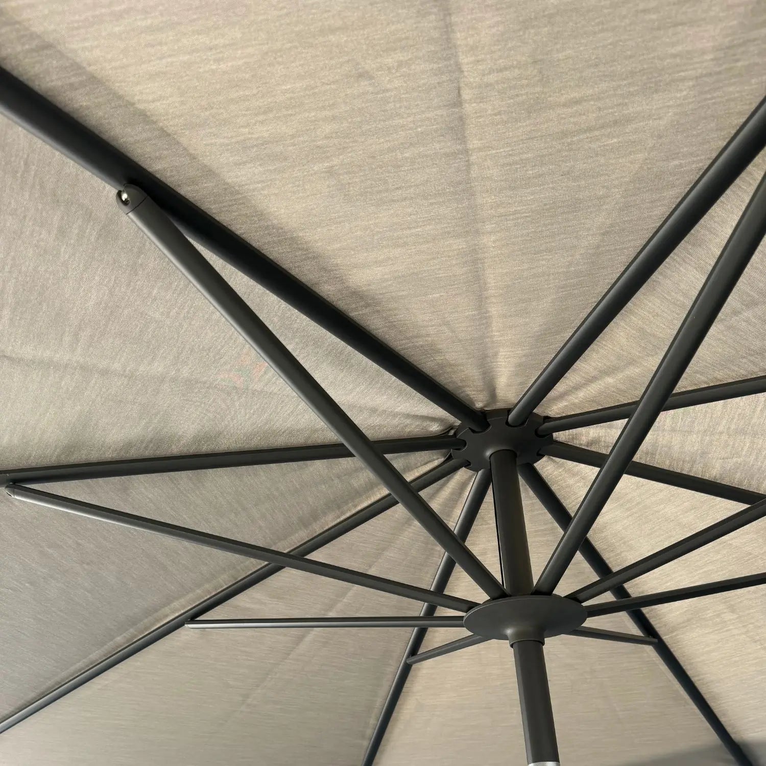 Voorraad model Glatz Twist Ø 330 cm