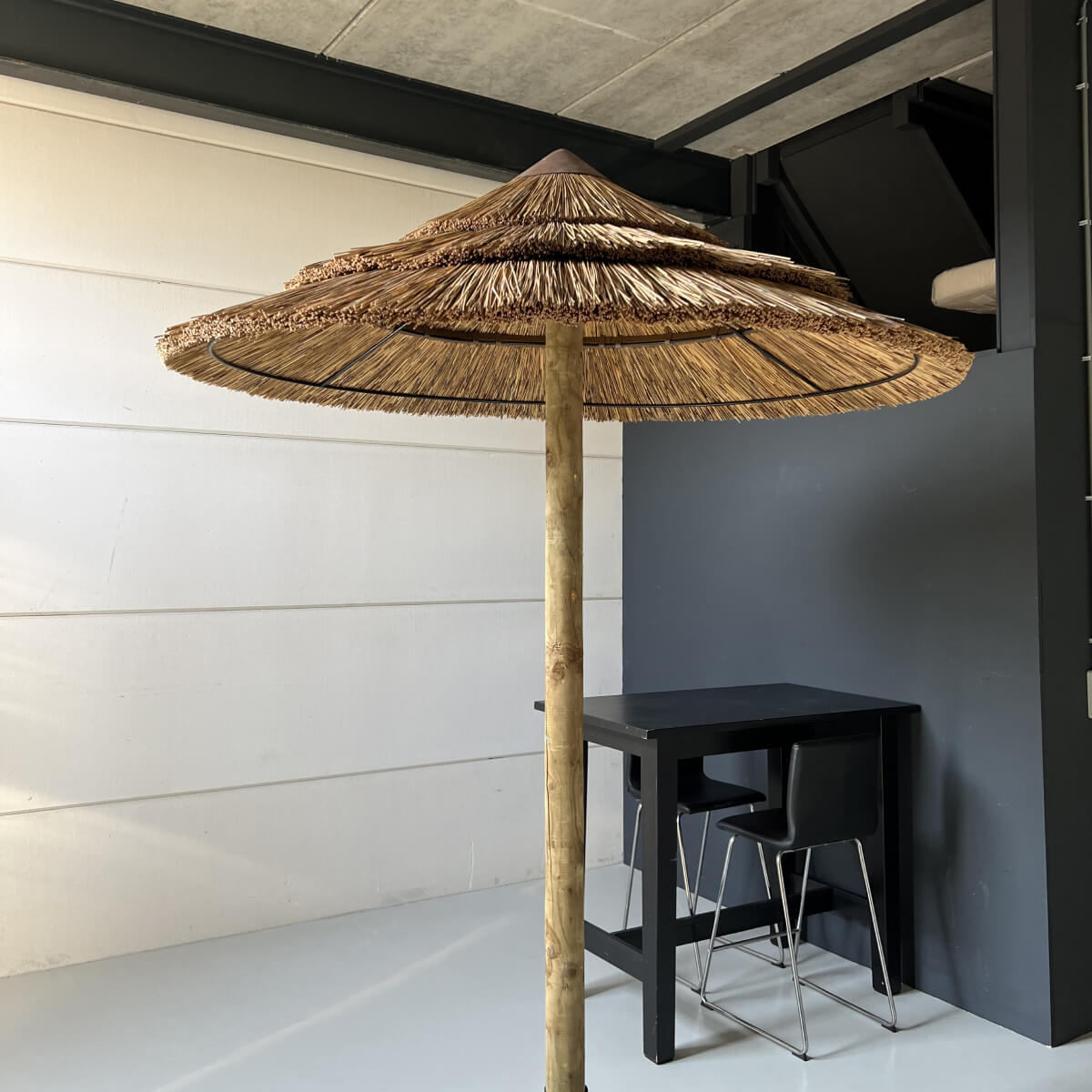 Showroom Model Rieten Parasol Zanzibar