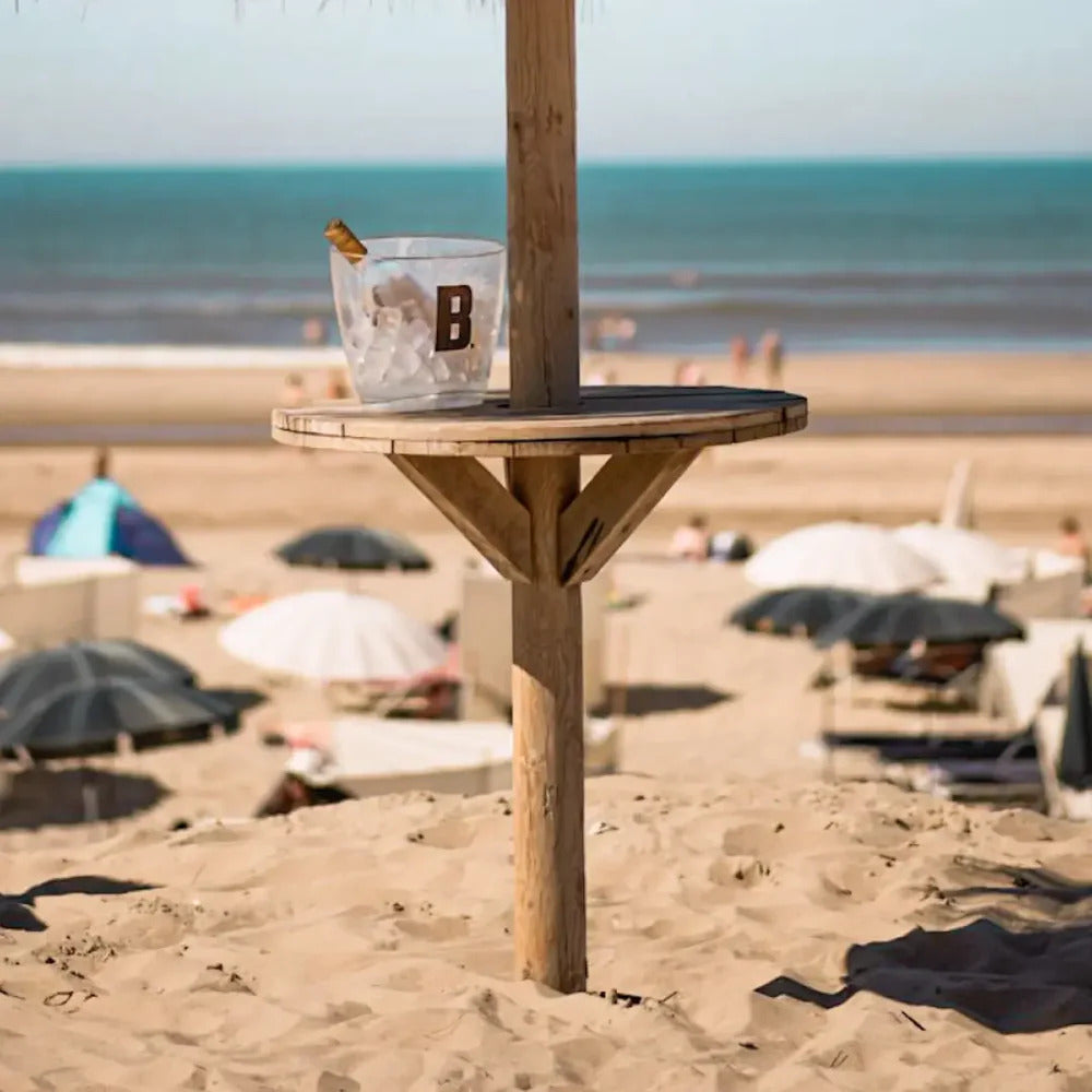 Tafel voor Rieten Parasol